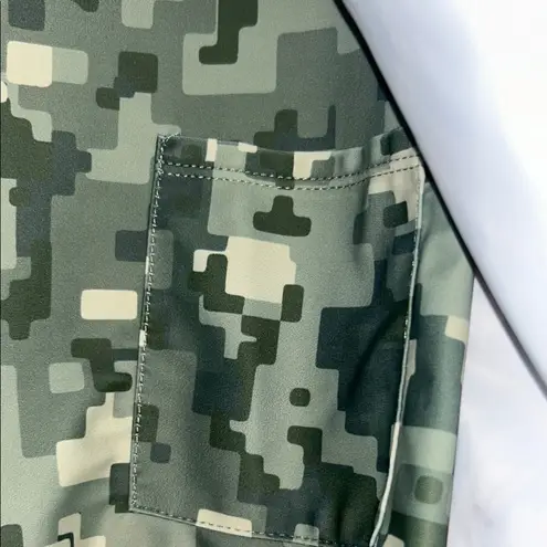 Skort Obsession Size L Camo Print Skort Green Size L