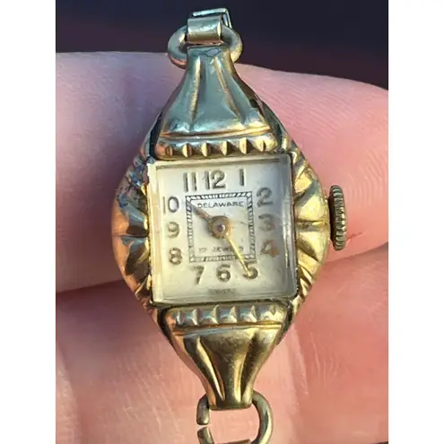 VTG Delaware 17 Jewels Watch 10K Bezel Stretch Band Coquette Not Tested Gold