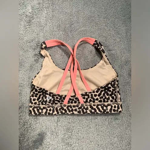 Lululemon  Leopard Print Sports Bra with Pink Straps - Image 6