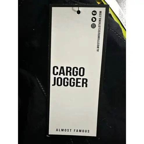 Almost Famous  Black W/Camo Pockets Cargo Jogger Pants Elastic Waist w/Belt Sz XL