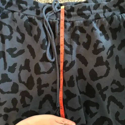 Velvet by Graham & Spencer Black Leopard Print Joggers Size L