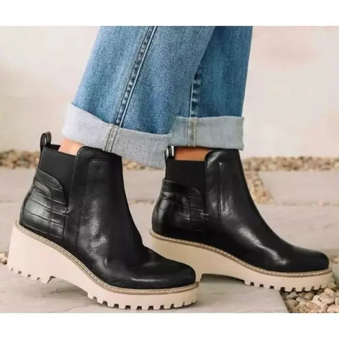Dolce Vita Riella black wedge ankle booties size 7.5