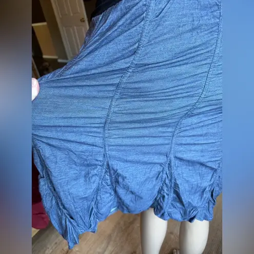 NWOT Surrealist MIDI Draped Stretching Skirt Blue Size S (1)