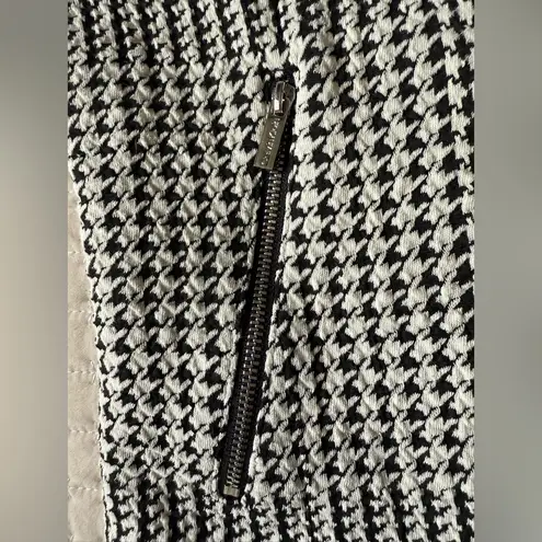 Calvin Klein  Houndstooth‎ flyaway blazer