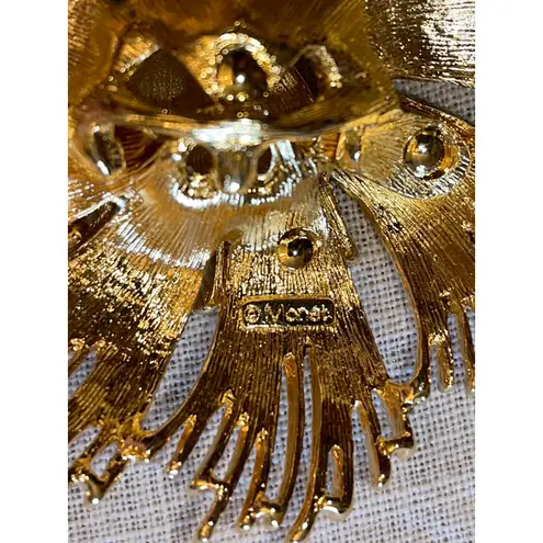 Monet Signed Cordelia Line Vintage Gold Tone Flower Brooch