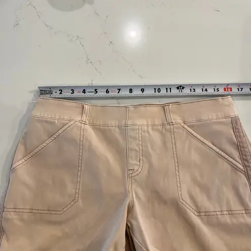 Spanx  Stretch Twill Shorts in Ice Pink‎ Size Large