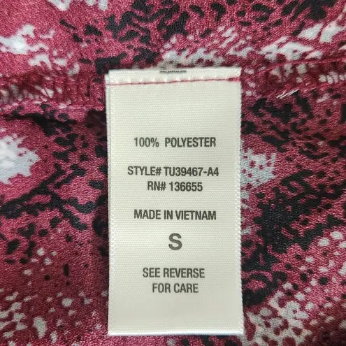 West K Oxblood Snakeskin Print Blouse Size Small NWOT Burgundy Snakeskin Top Red