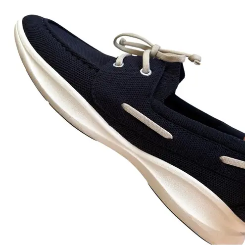 EUC VIVAIA Pro Hybrid Boat Shoes Navy
Size 11