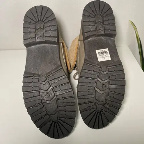 Women's Fleece Lined Boots Green Size 9