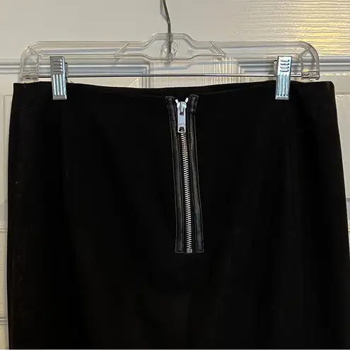 DKNYC Black skirt exposed gold back zipper 2