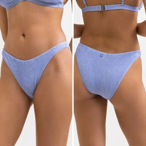 NEW Rhythm wave break beach bikini pant Isla Rib Hi Cut in sky blue, size M Blue Size M