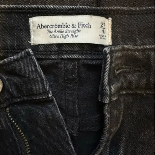 Abercrombie & Fitch Ankle straight Ultra high raise  size 26 R