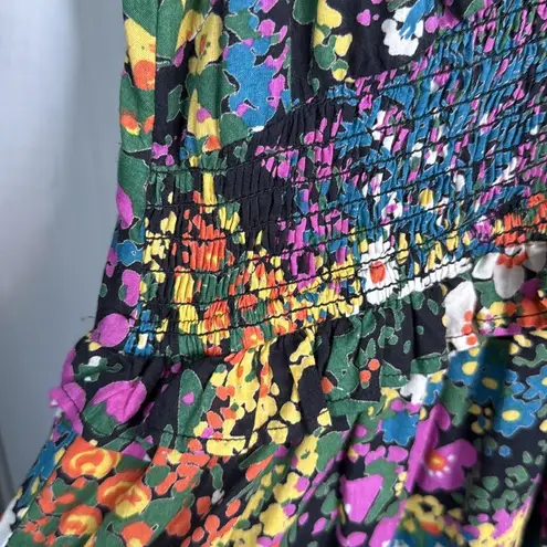 Banjanan Floral Sleeveless V