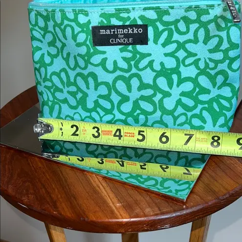 Marimekko Green and Blue Cosmetic Bag with Floral Design