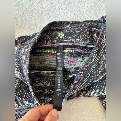 Lululemon  LAB jacquard train tight 28” inseam size 6 - Image 2