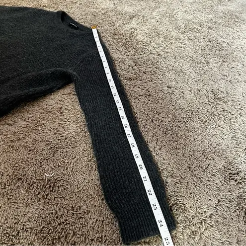 Club Monaco Women's merino wool Gray Sweater Small