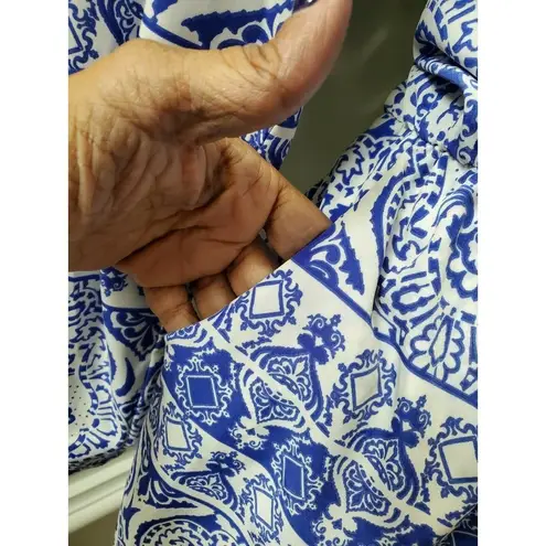 Freeway Apparel Boutique Freeway Women's Blue & White Polyester Long Sleeve Round Neck Romper S