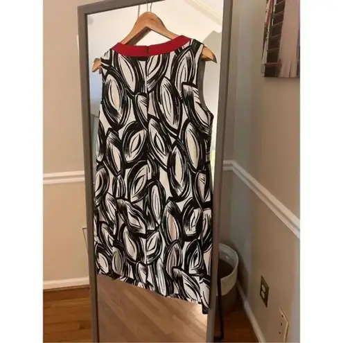 kim rogers Petite 14P Shift Dress Black White Red Patterned Pockets leaf Retro