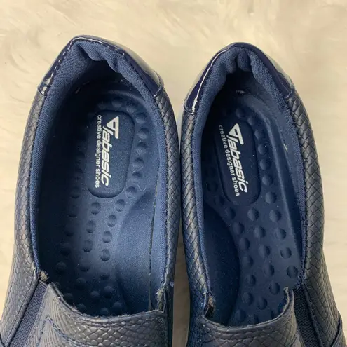 Faux Crocodile Navy Slip On Sneakers Blue Size 9