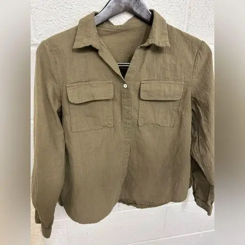 Top Women’s cute Green for fall. Measurements in photo