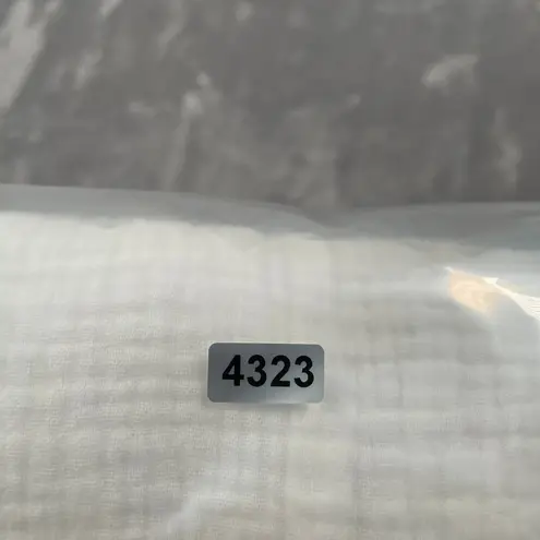 Xirena Top Small White Gauzy Lightweight Coastal Peasant Boho Vacation Resort