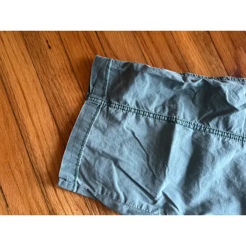 Natural Reflections Honey Creek Capri Pants – Deep Lichen Green