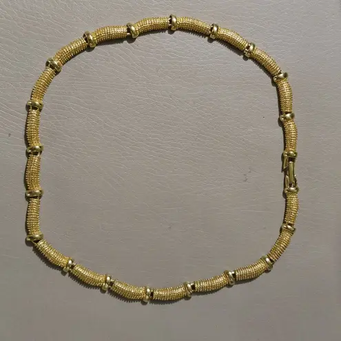 Avon Textured Chain Necklace Gold Tone Vintage Fold Over Barrel Links 16 Inches