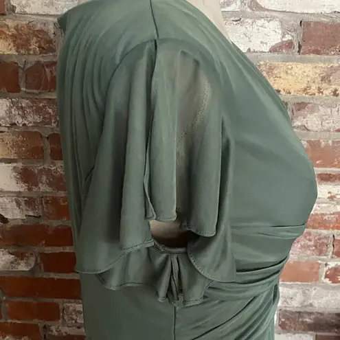 Azazie VERA
Eucalyptus A-Line V-Neck Pleated Mesh Dress Tea Length Size 14