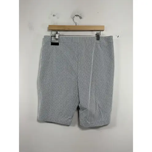 Soho Apparel Womans  Pullon Bermuda Shorts Large Blue White Stripe NWT
