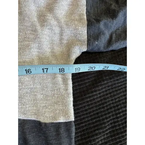 INC International Concepts Gray Cold Shoulder Long Sleeve Soft Sweater Size Sm Gray