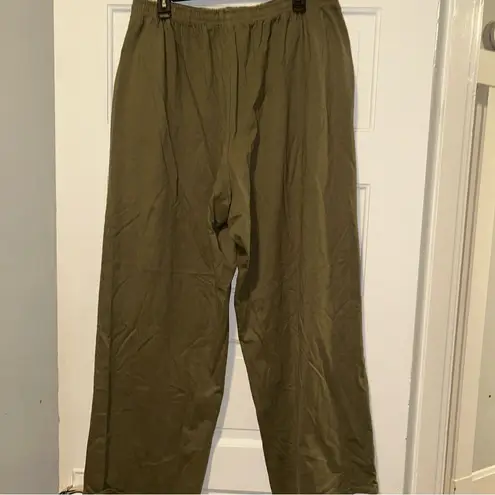 SKIMS  NWT green drawstring olive wide leg pants size XL