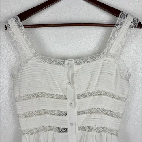 Storia  NWT White Lace Buttons Mini Babydoll Dress Women's Small