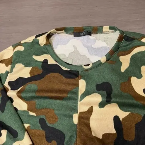 RDI RD Camo Print Twist Front Top Casual Long Sleeve T-Shirt Plus Size 1X