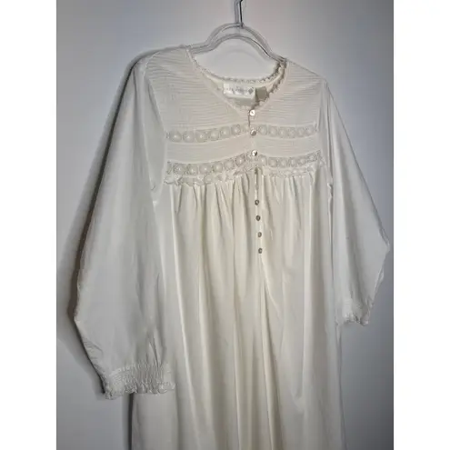 1990s Eileen West White Cotton Lace Pintuck Nightgown Medium