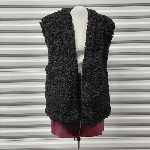 We Wore What Womens Reversible Vegan Leather Sherpa Vest Jacket Size Medium NWT