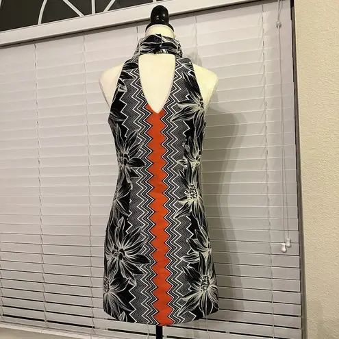 Milly Designer Floral Aesthetic Chevron Black / White / Orange Halter Dress Sz 4