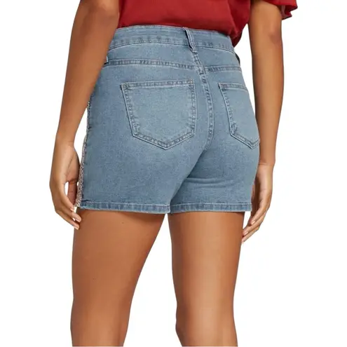 NWT New York & Company High Waisted Crochet Accent Denim 5” Shorts Stretch 2 Blue