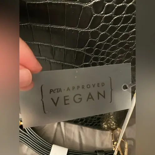 AOTA | Croc Embossed Top Handle Bucket Bag W/ Crossbody | NWT