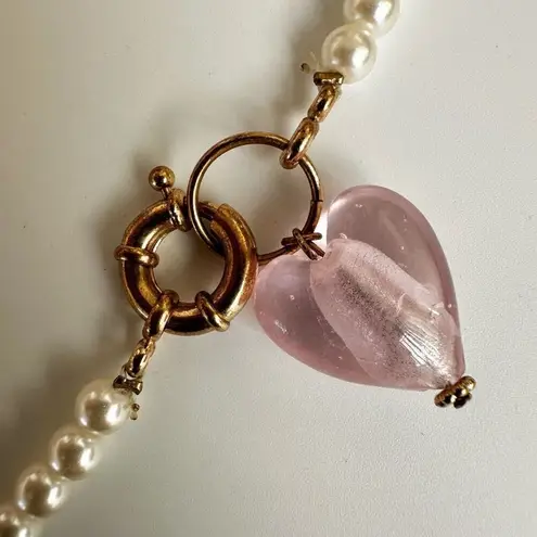 Faux pearl heart pendant necklace