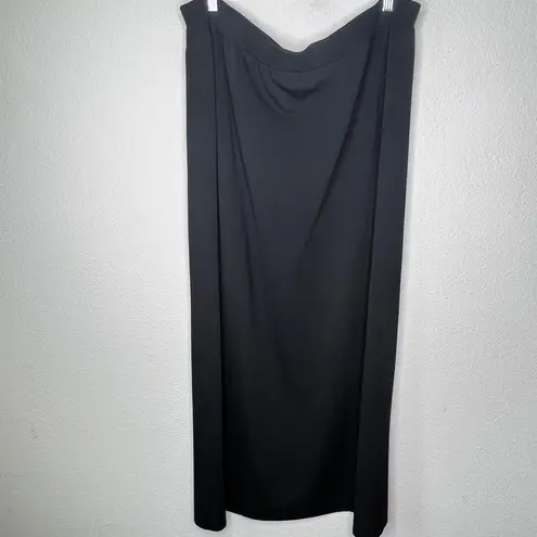 Peter Nygard Nygard Collection Black Sweater Skirt‎