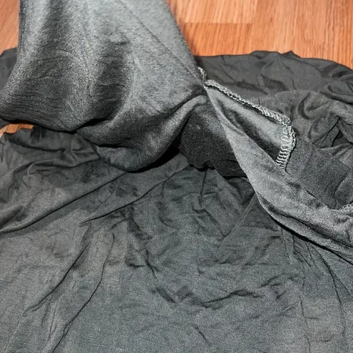 Cable & Gauge Long Sleeve Yoga Top NWOT