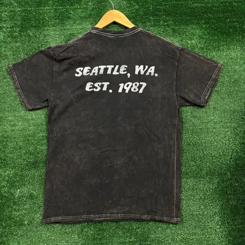 Alice In Chains Dirt Est 1987 Rock Band Mineral Wash T-Shirt Size Medium