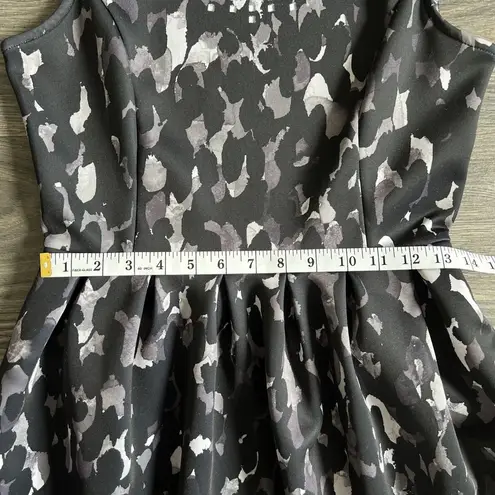 Apt. 9  Sleeveless Fit And Flare Dress‎ Black With Pockets Size Small