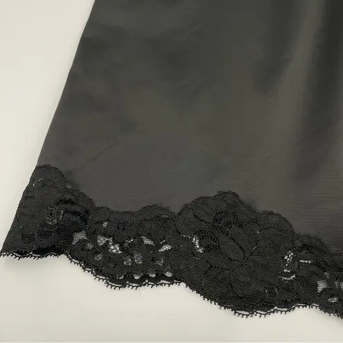 Vanity Fair Vintage Half Slip Black Lace Trim Retro Lingerie Size Medium Nylon