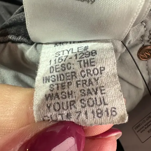 MOTHER The Insider Crop Step Fray Jeans in Save Your Soul Size 25 Gray