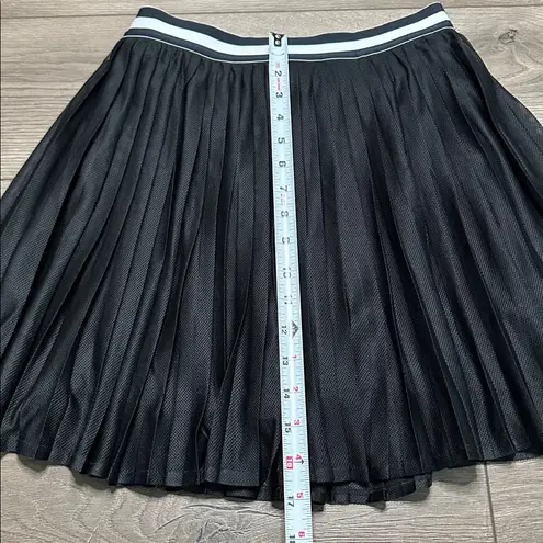 Wilson Team Pleated High Rise Tennis Skirt Skort Black White Size Medium