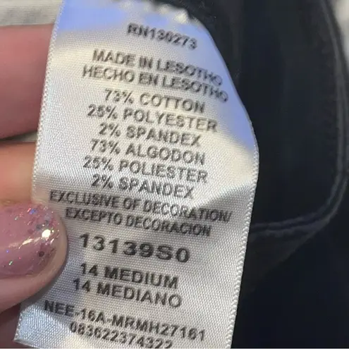 Riders By Lee Capris