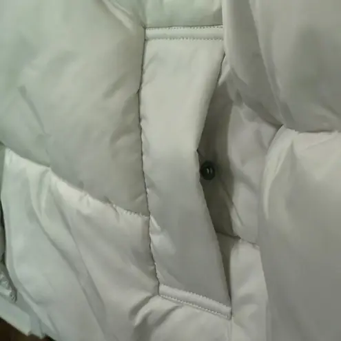 NVLT | Cire Wonder Puffer *NWT* White Size M