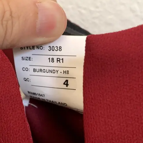 NWT Dessy Collection Off The Shoulder Notch Trumpet Gown in Burgundy 3038 Red Size 18