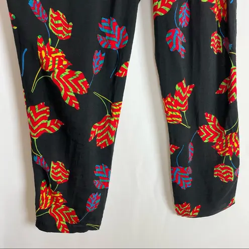 Beachy Leaf Pattern Pants Tapered Black Bright Elastic Waistband Casual Playful Size M